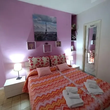 Policlinico La Casa Sotto Il Pergolato アパート